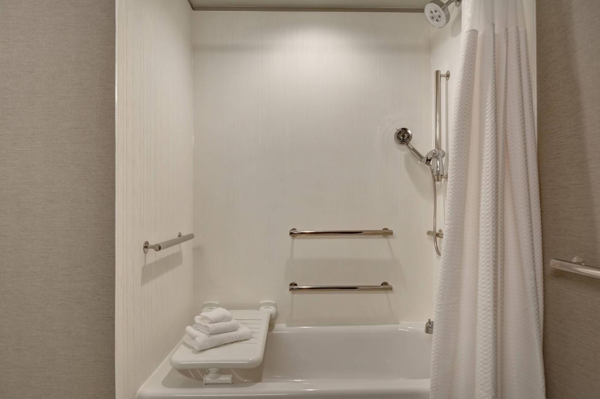 Courtyard By Marriott Jackson Madison Hotel Екстериор снимка