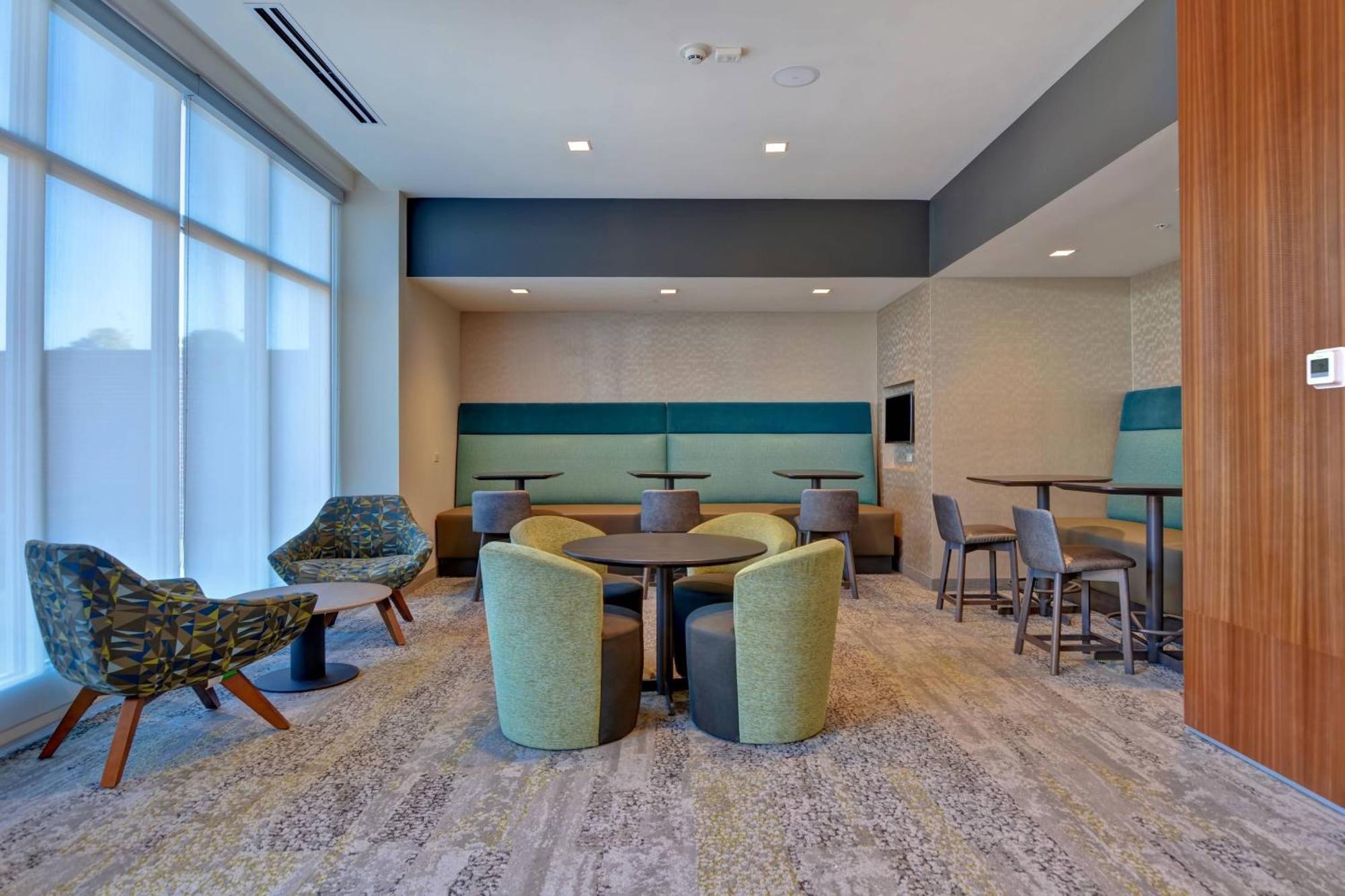Courtyard By Marriott Jackson Madison Hotel Екстериор снимка
